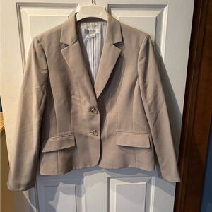 Kasper Classic Beige Blazer